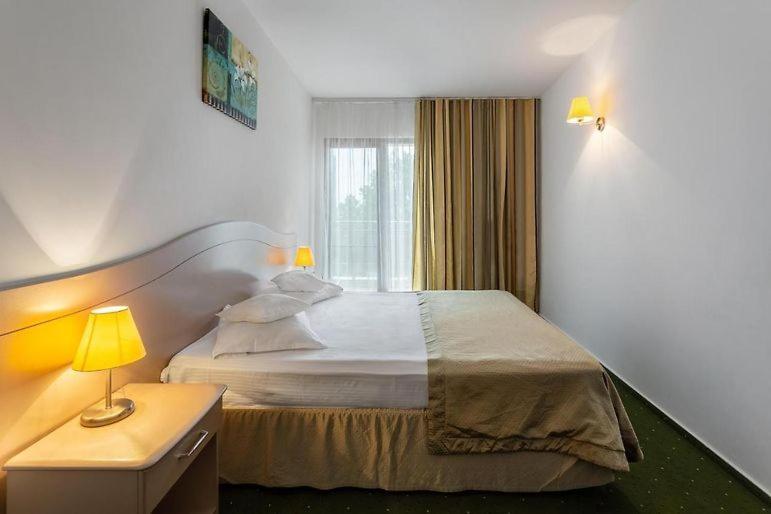 Bran Brad Bega By Steaua De Mare Hotel Eforie Nord Exterior foto